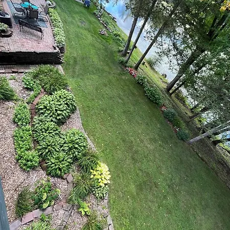 Breezeway Bay - Waterfront Full House Villa Wisconsin Dells Exterior photo