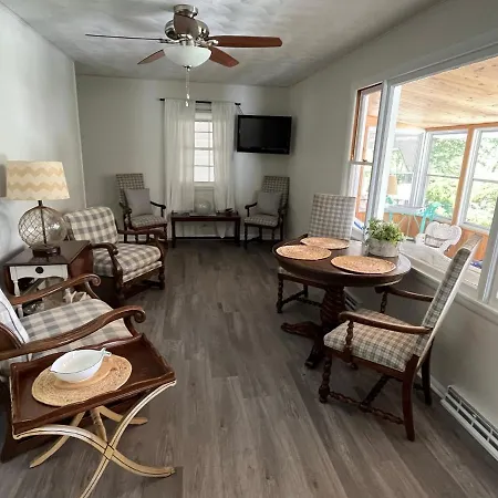 Breezeway Bay - Waterfront Full House Villa Wisconsin Dells Exterior photo
