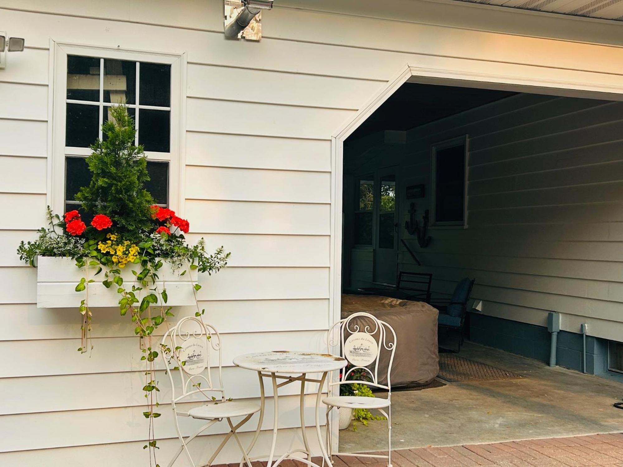 Breezeway Bay - Waterfront Full House Ferienhaus *
