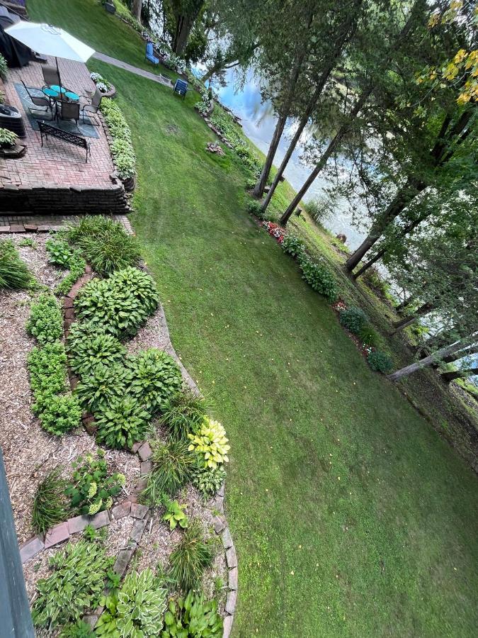 Breezeway Bay - Waterfront Full House *