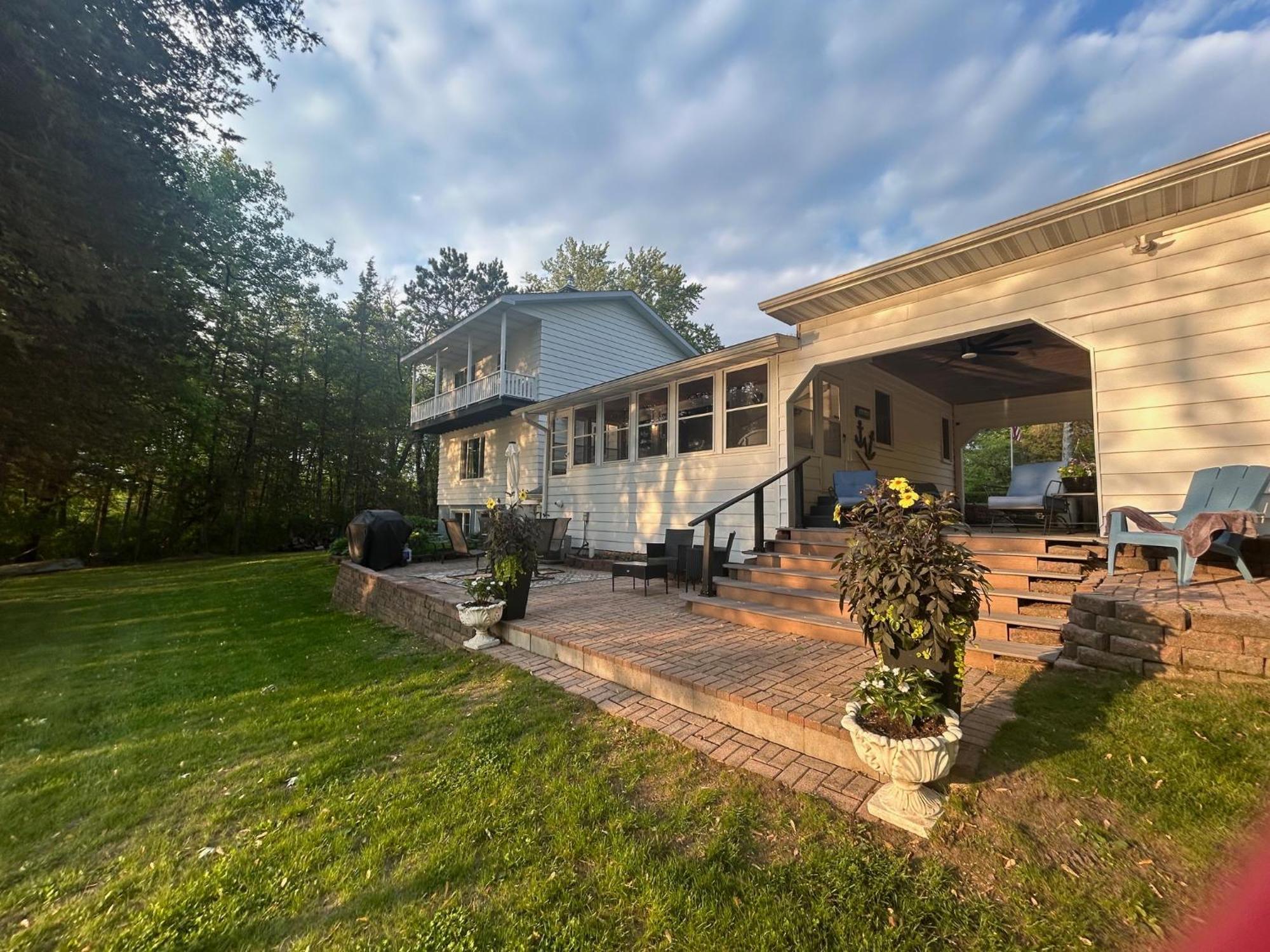 Breezeway Bay - Waterfront Full House